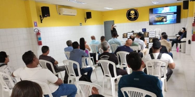 Encontro dos detetives